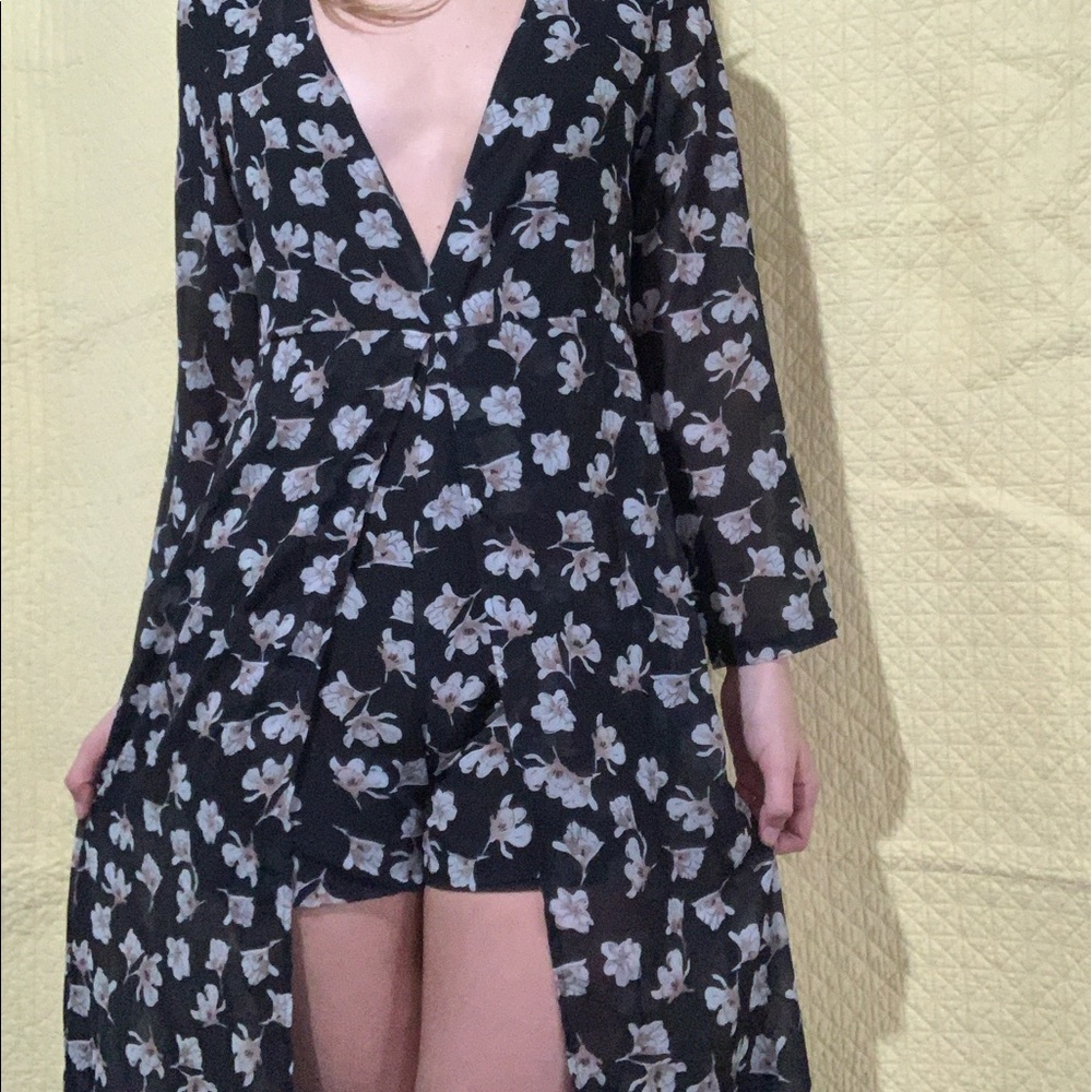 Dress/Romper - Picture 2 of 6